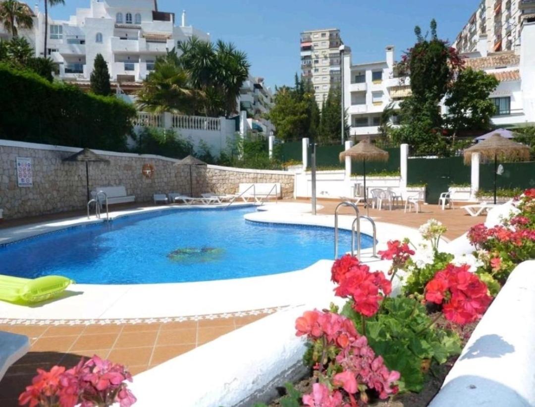 Apartamento Cerca Del Mar Con Piscina Y Parking. Apartment Benalmádena Exterior foto